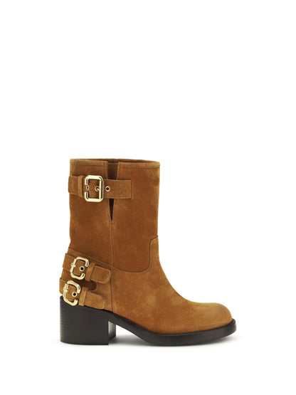CHLOÉ Dakota Boots in suede