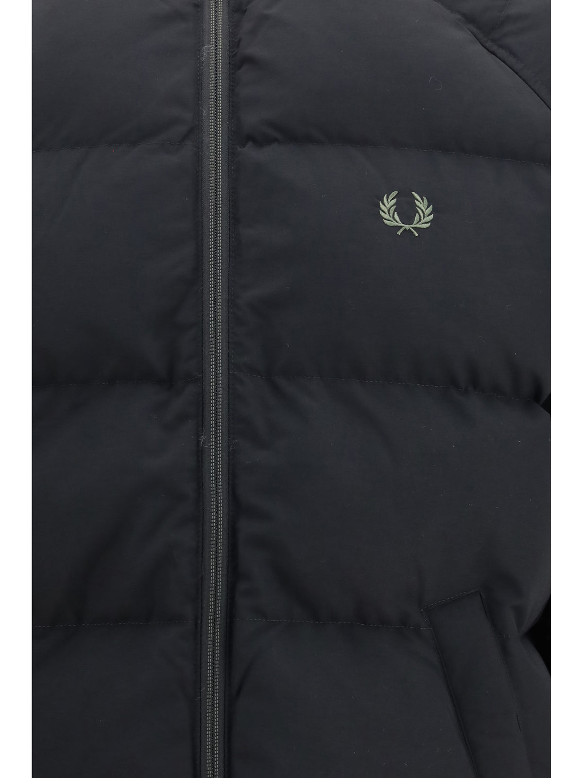 Fred Perry Raglan Padded Jacket - Black