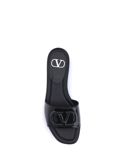 VALENTINO GARAVANI Patent leathe VLogo slide Sandals