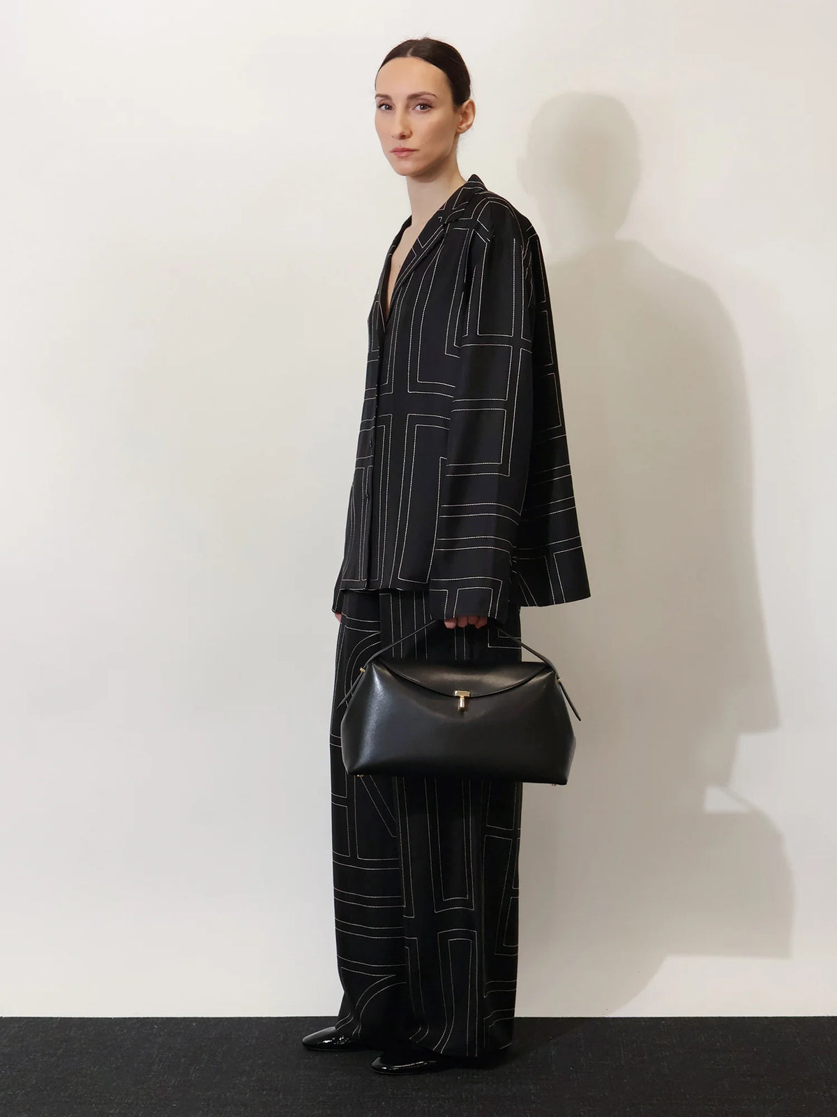 TOTEME - T-Lock leather crossbody bag