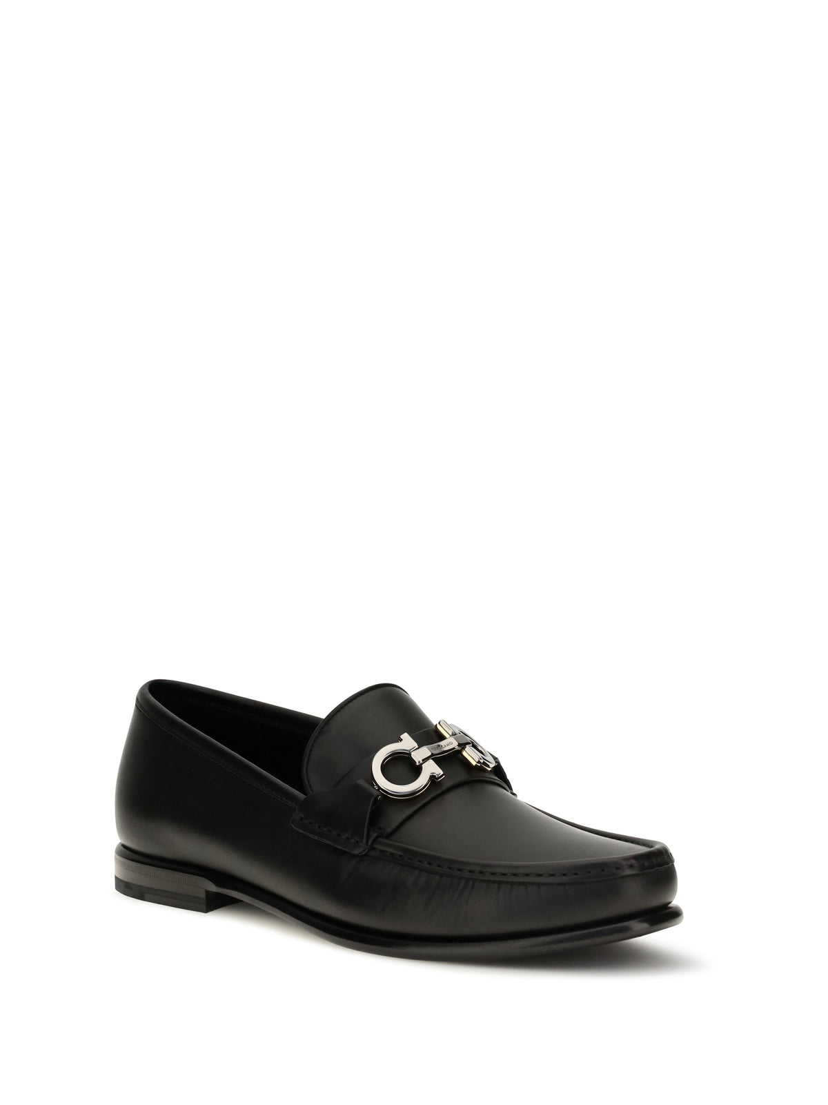 Ferragamo Gancini ornament Loafers - Black