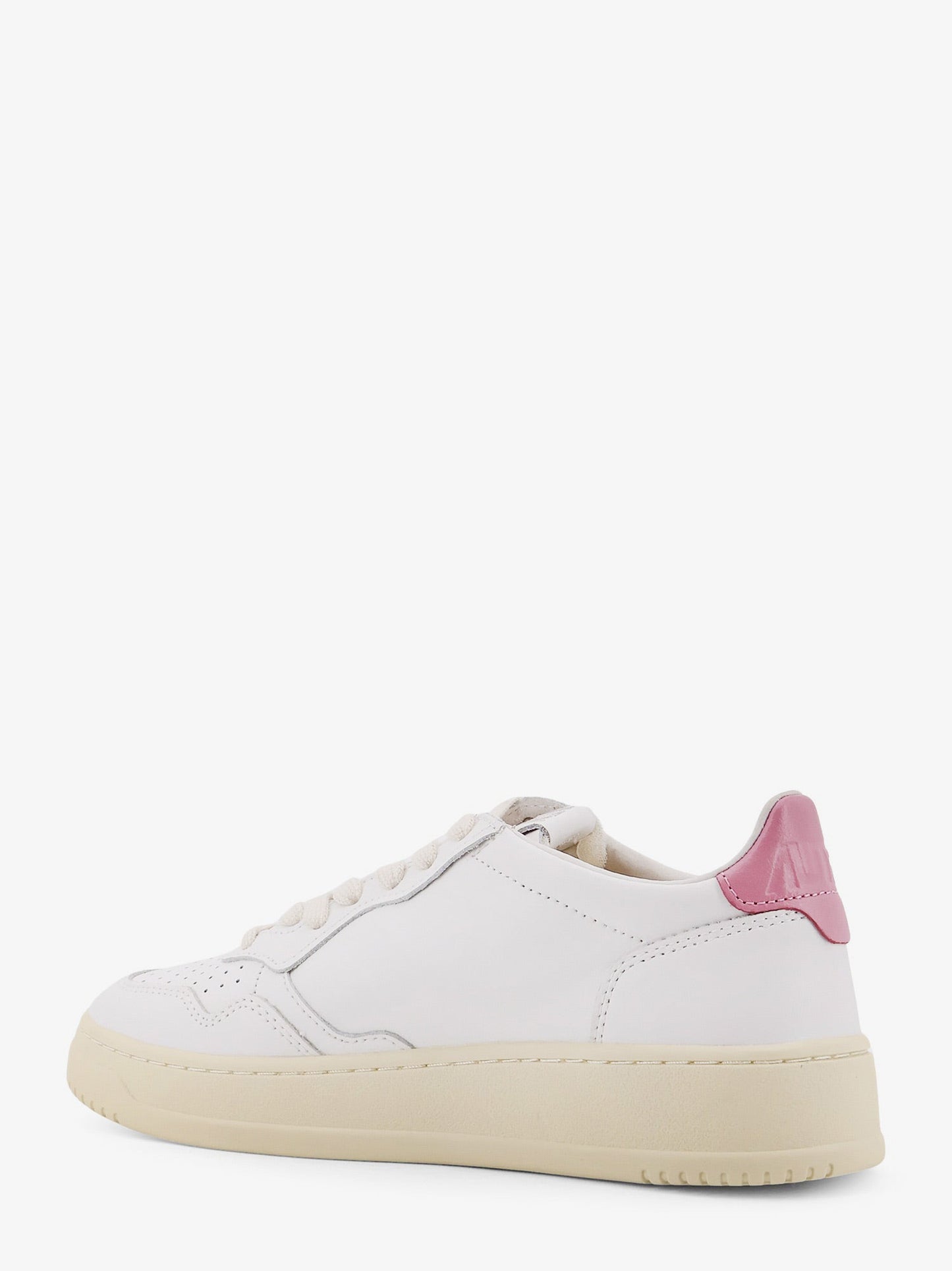 Autry Medalist Low Leather Sneakers
