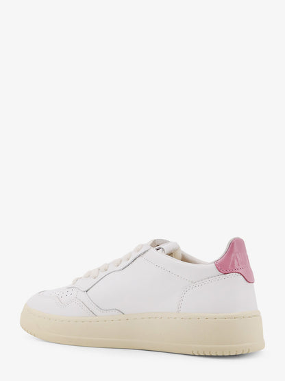 Autry Medalist Low Leather Sneakers