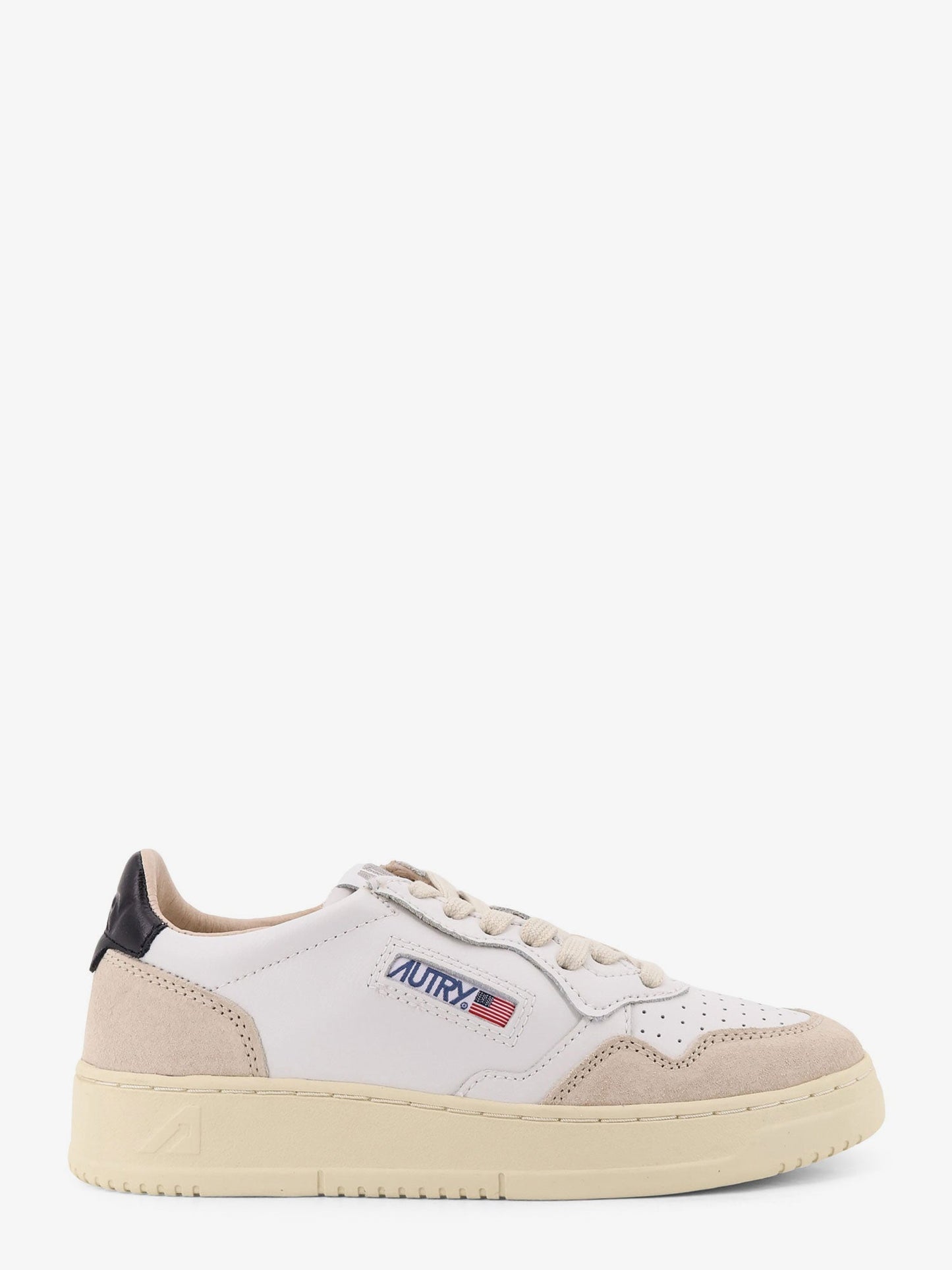 Autry Medalist Low Leather Sneakers