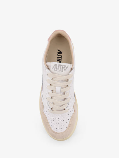 Autry Medalist Low Leather Low Top Sneakers