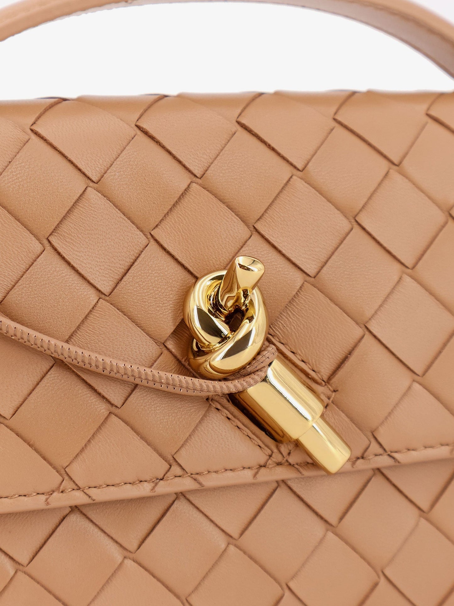Bottega Veneta Andiamo Leather Clutch With Intrecciato Pattern