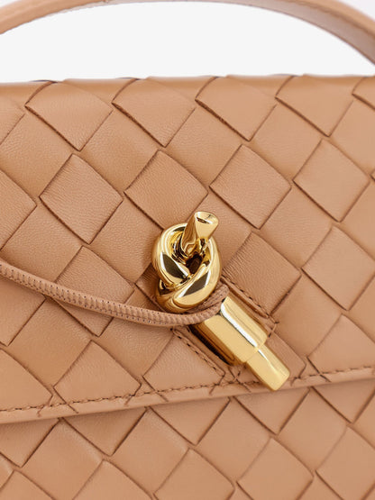Bottega Veneta Andiamo Leather Clutch With Intrecciato Pattern