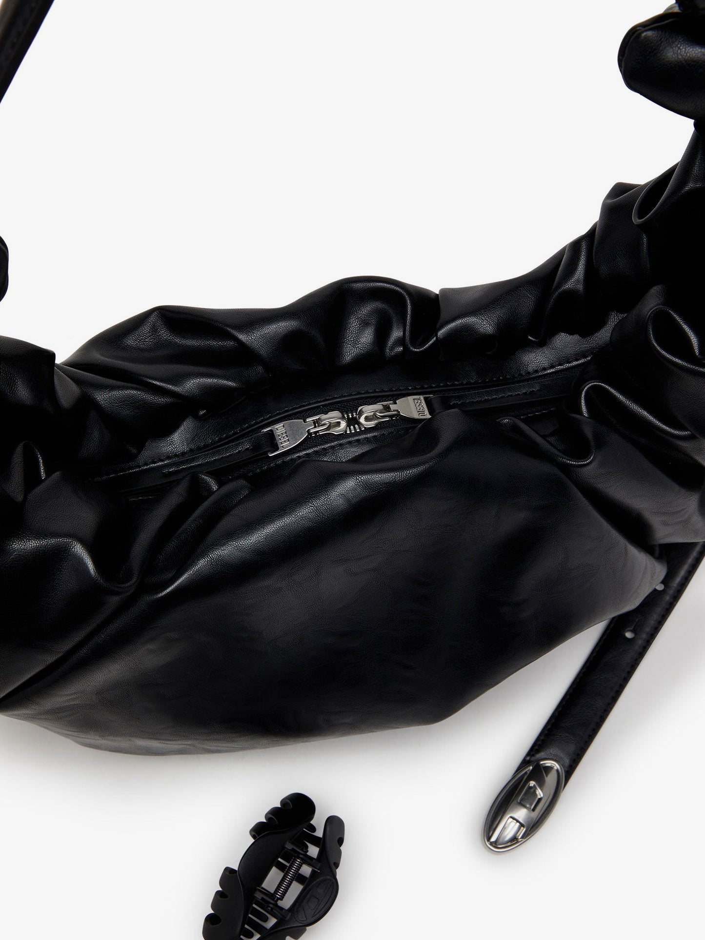 Diesel Grab D Hobo L Pu Shoulder Bag
