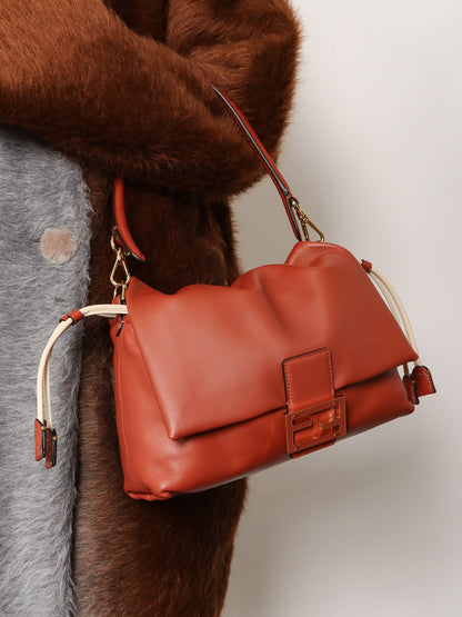 Fendi Mamma Baguette Medium Raffia Crossbody Bag