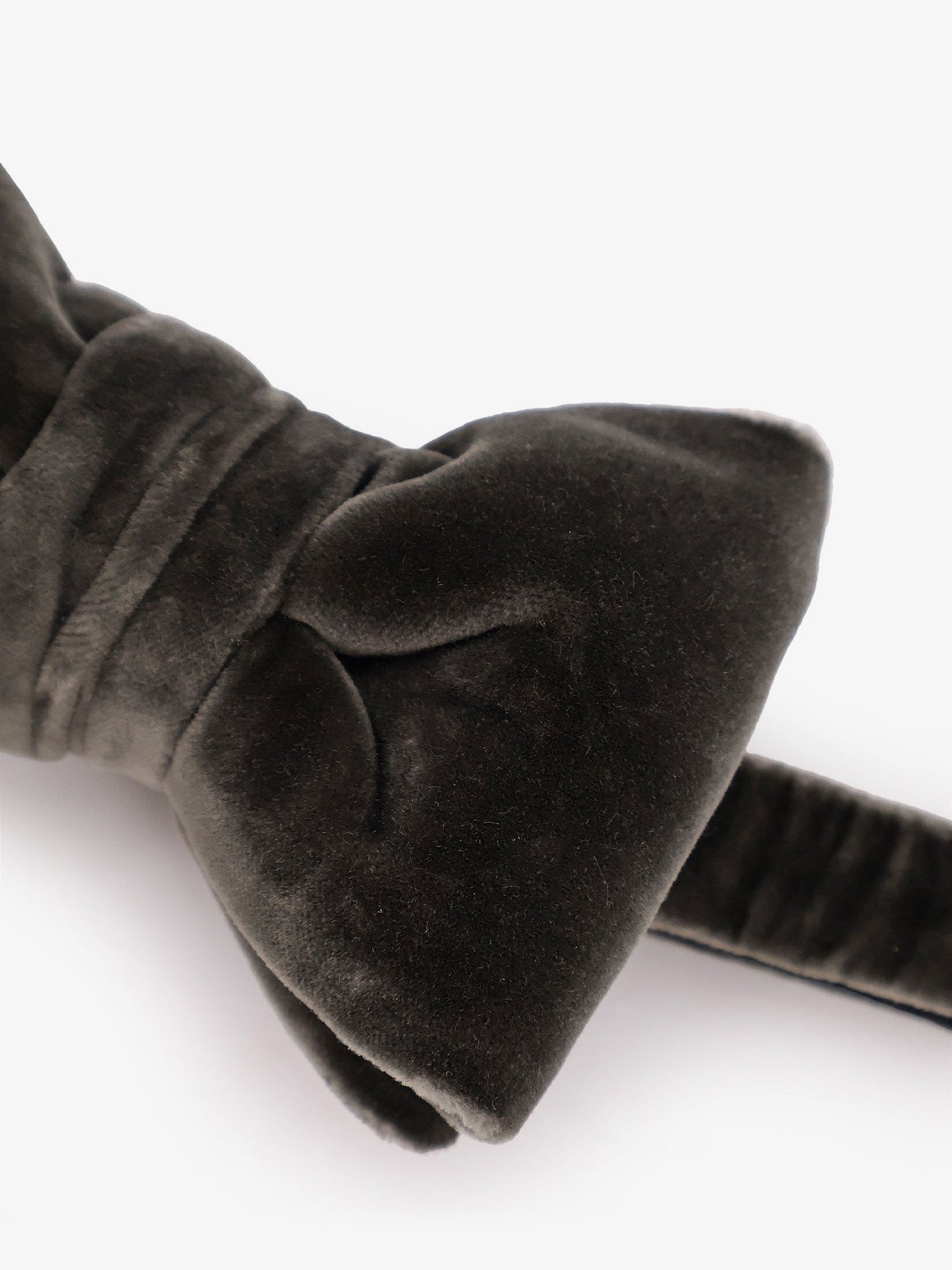 Tom Ford Velvet Bow Tie