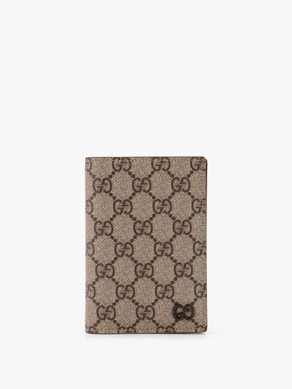 Gucci Gg Supreme Fabric Passport Case