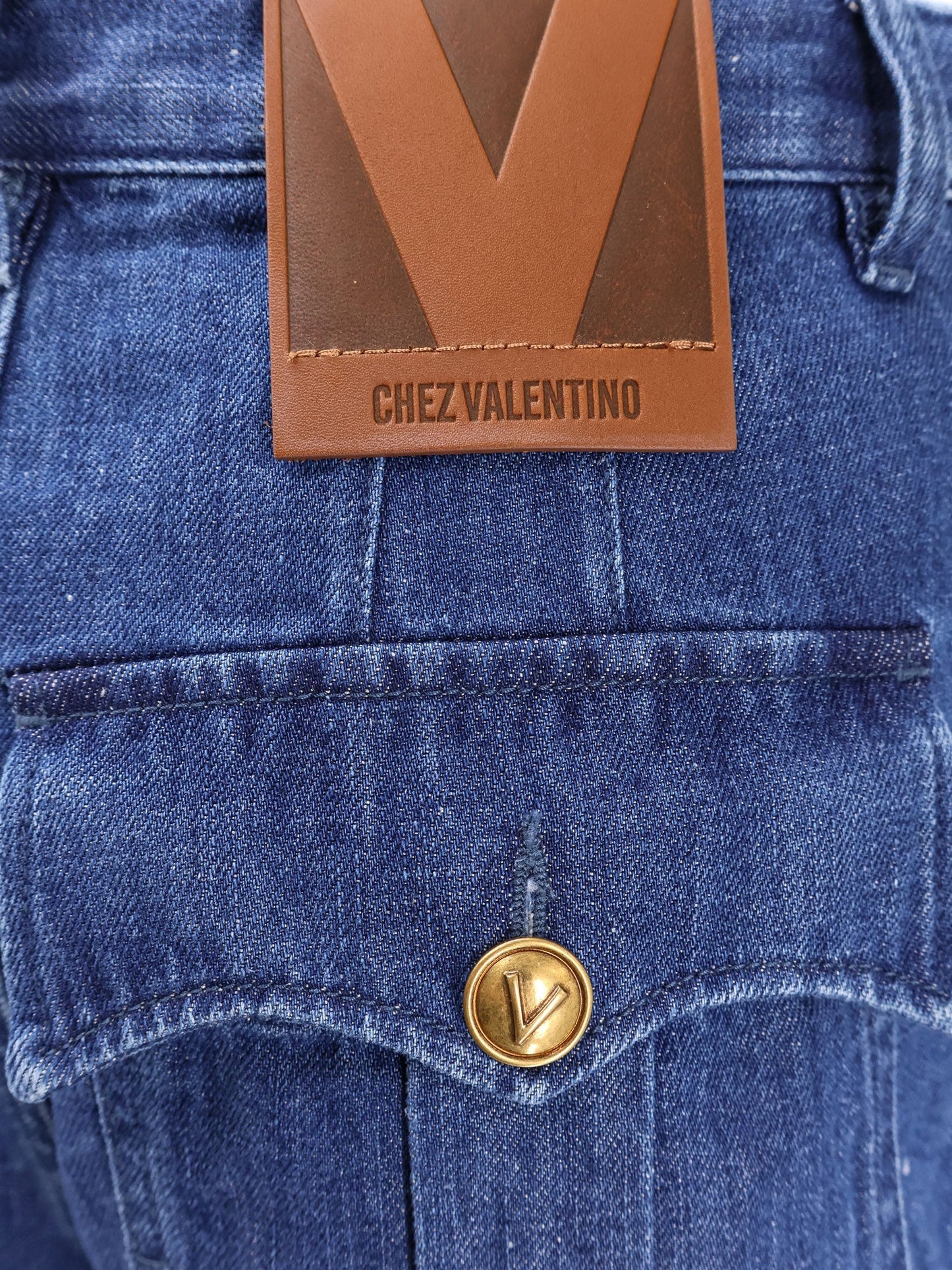 Valentino Cotton And Linen Shorts With Chez Valentino Leather Tag
