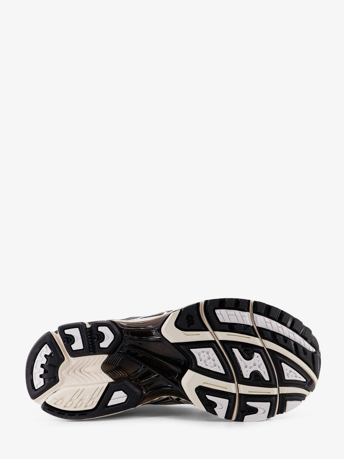 Asics Gel Nimbus 10.1 mesh sneakers with logo on the side - White/Ivory