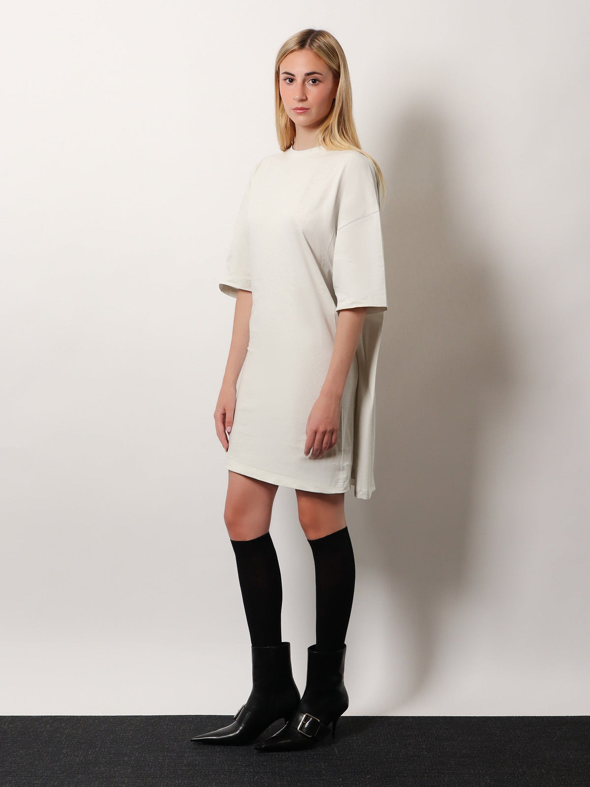 Balenciaga Cotton jersey Semi fitted short dress - Dirty White
