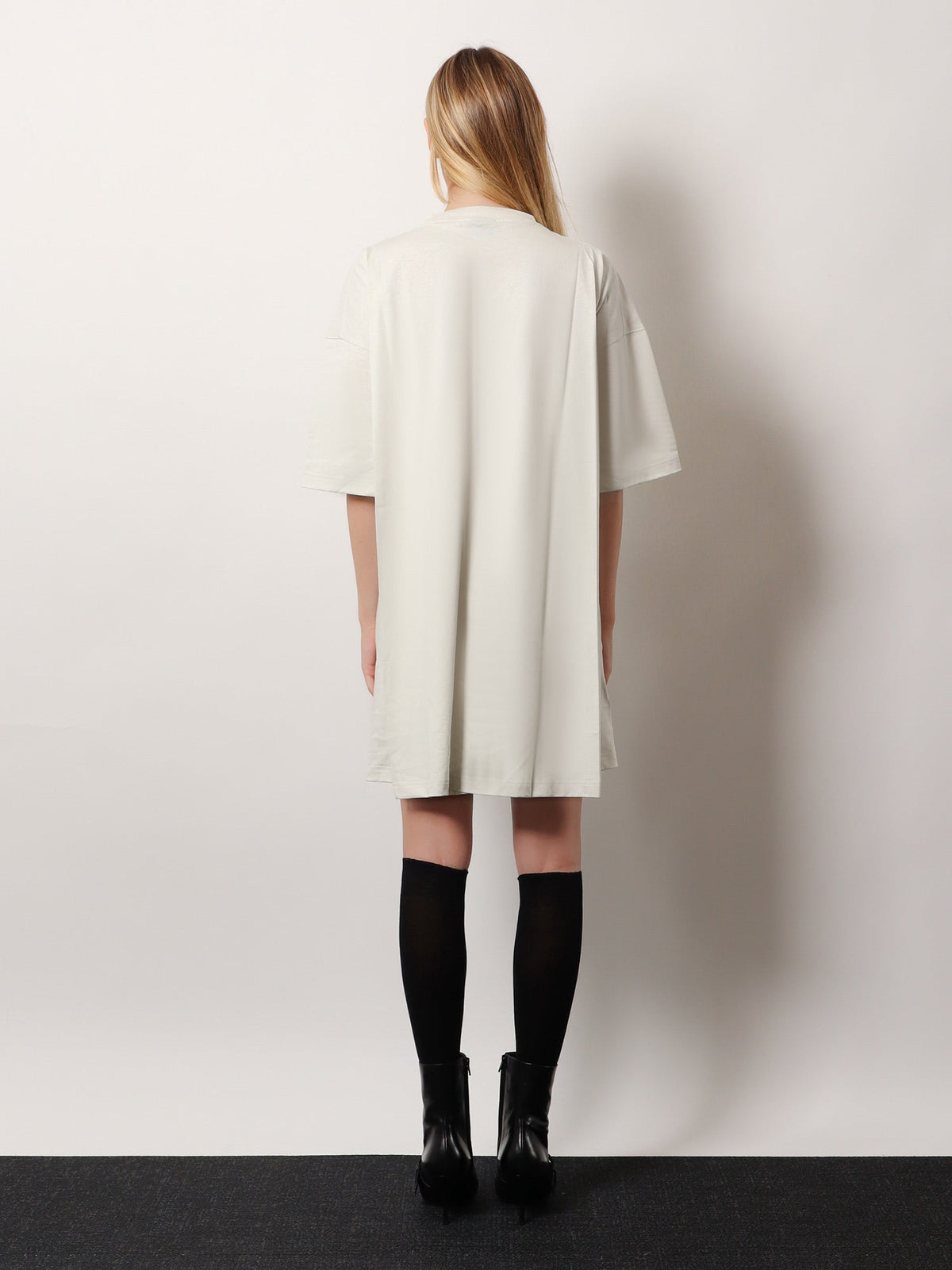 Balenciaga Cotton jersey Semi fitted short dress - Dirty White
