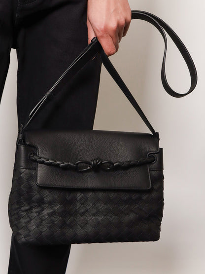 Bottega Veneta Andiamo leather shoulder bag with Intrecciato pattern - Black-Nero Opaco