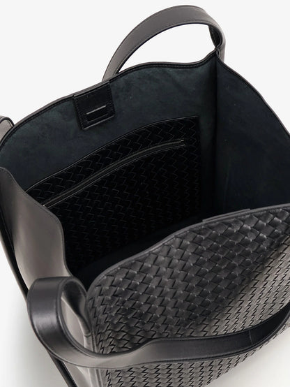 Bottega Veneta Corriere Leather Shoulder Bag With Intrecciato Pattern