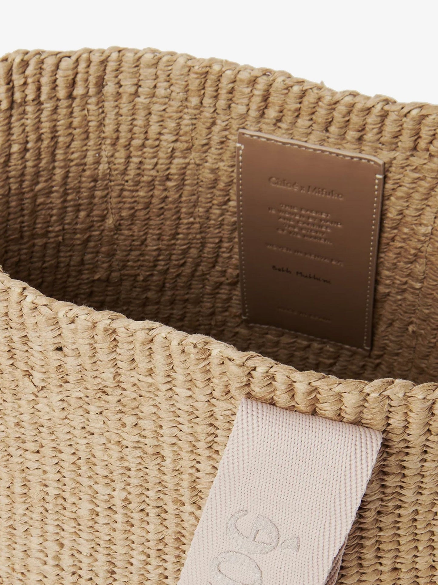 Chloe' Woody Raffia Shoulder Bag