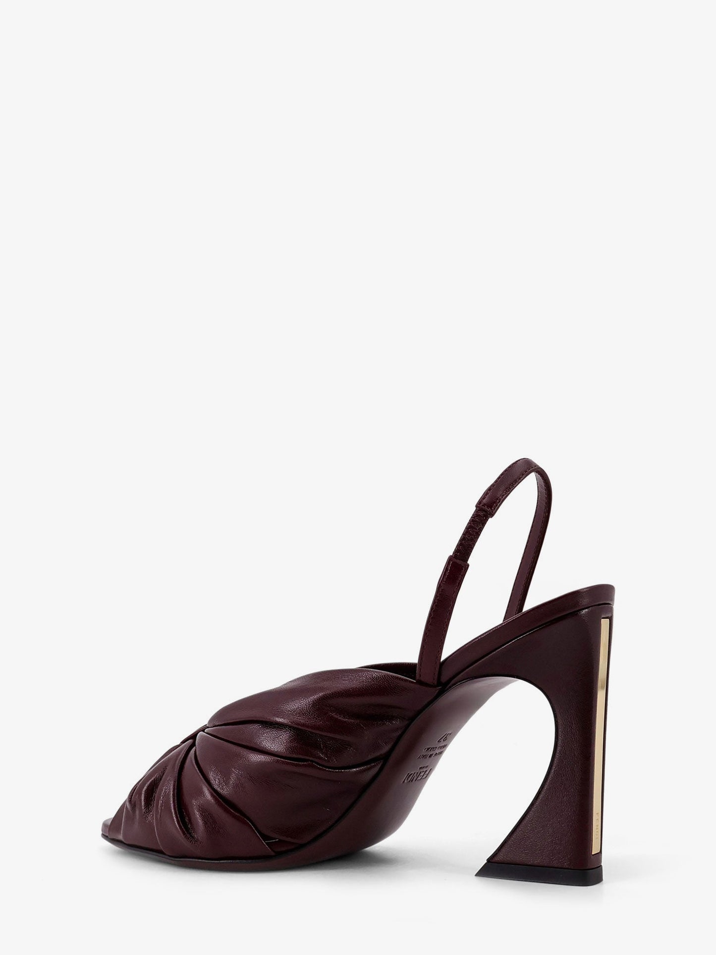 Fendi Decolleté Arco In Pelle