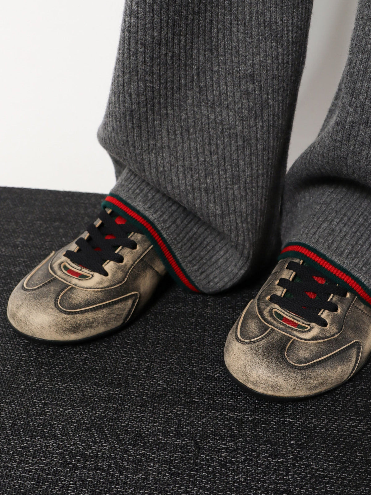 Gucci Gucci Shift délavé leather sneakers - Black
