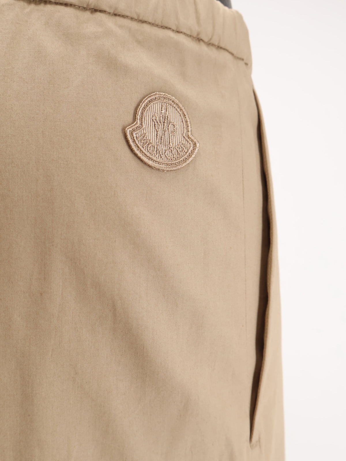 Moncler Cotton trousers with logo patch - Beige