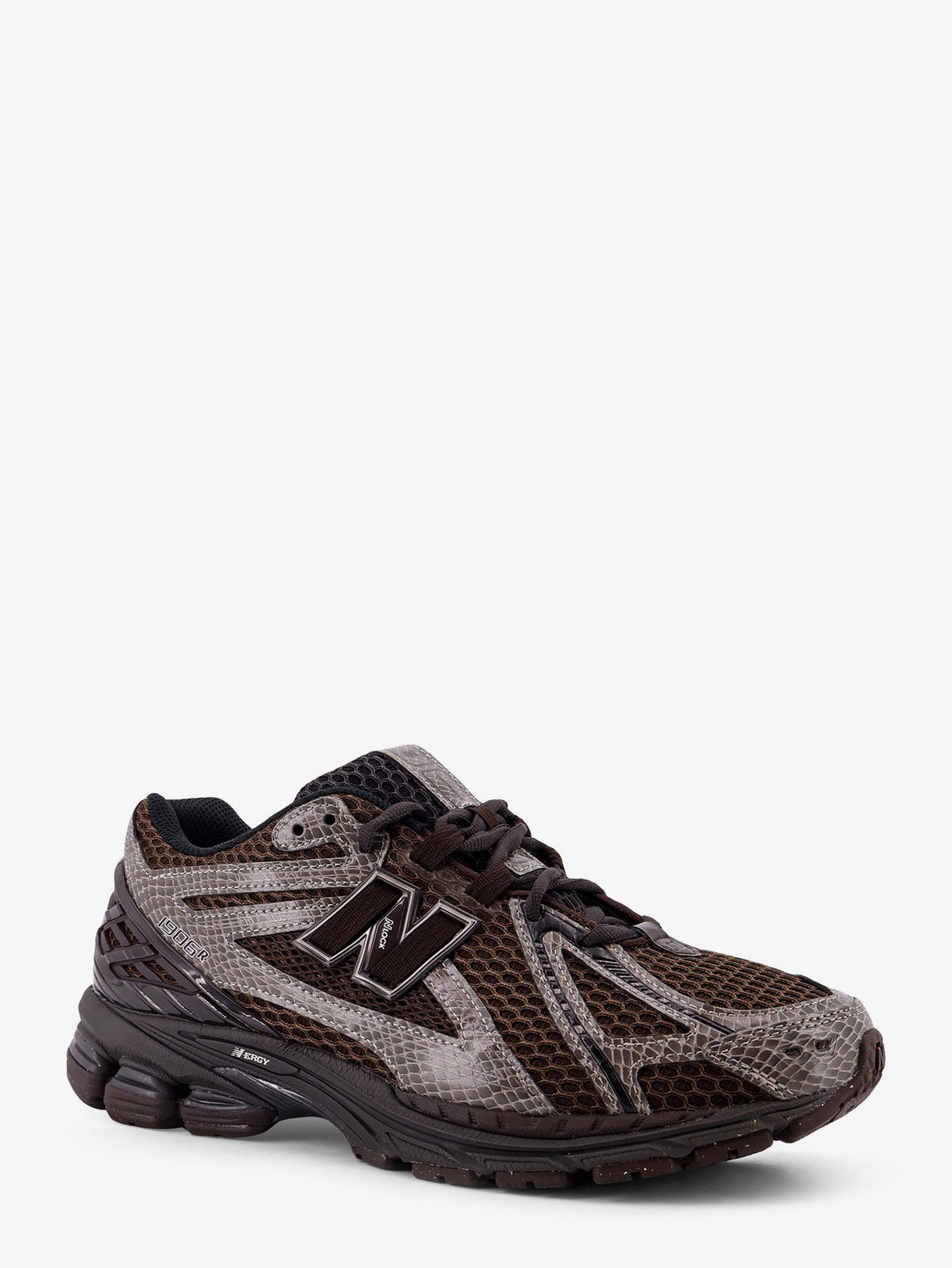 New Balance 19062 mesh sneakers with logo on the side - Grigio/Marrone
