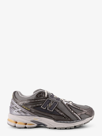 New Balance 19064 mesh sneakers with logo on the side - Grigio/Nero
