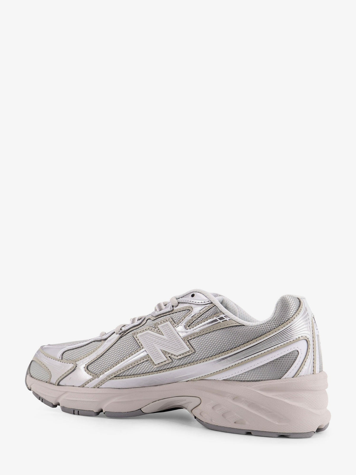 New Balance 7405 mesh sneakers with logo on the side - Argento