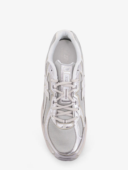 New Balance 7405 mesh sneakers with logo on the side - Argento