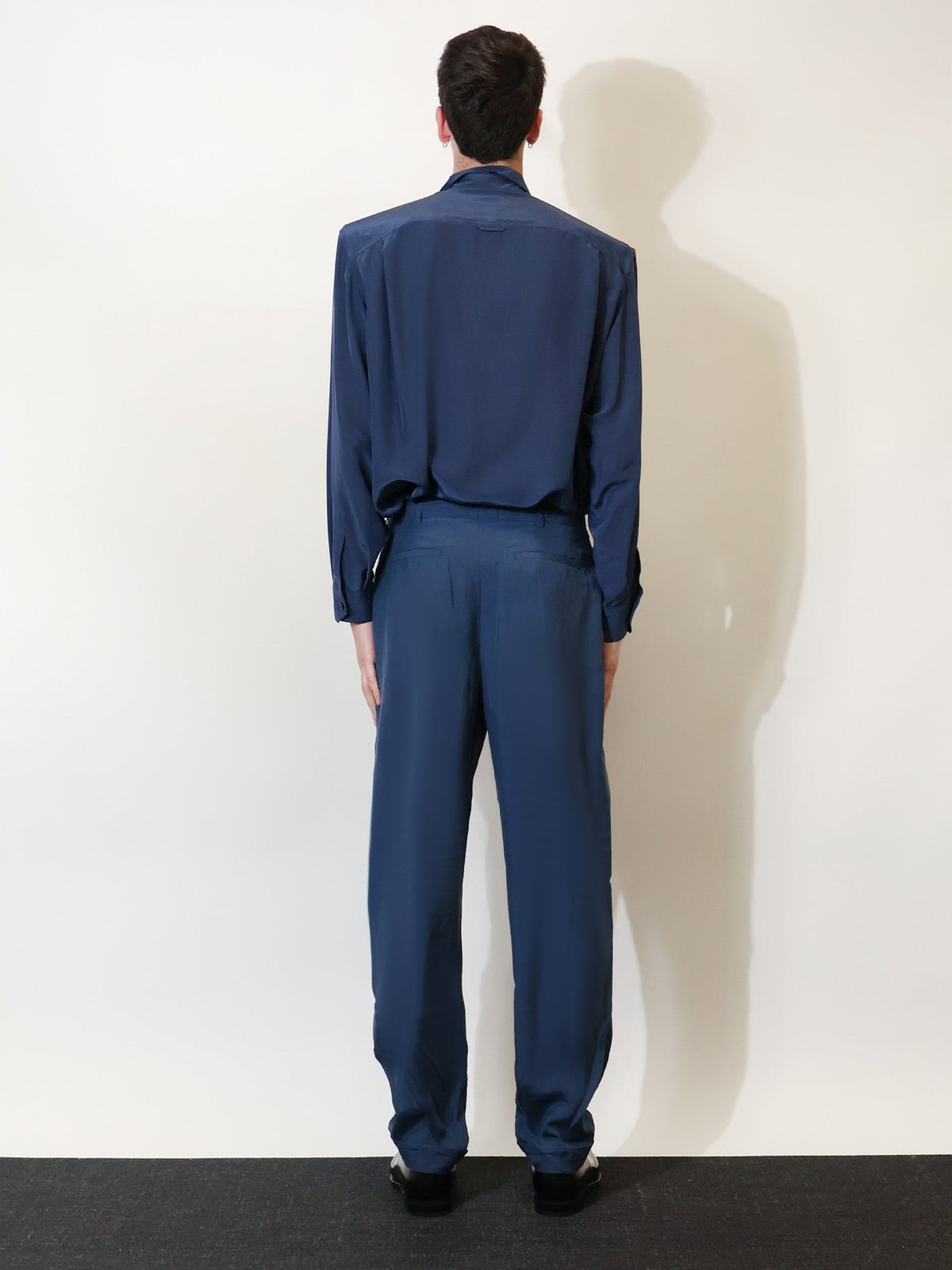 Saint Laurent Silk trousers with belt - Bleu Acier