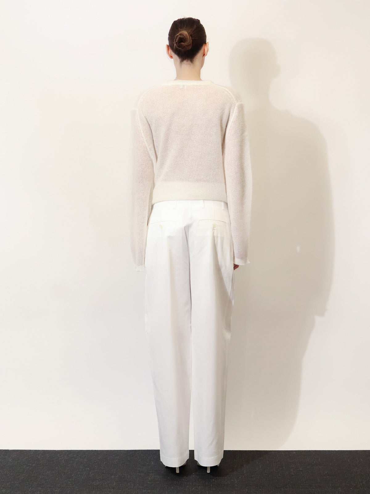 Toteme Relaxed cotton trousers - White