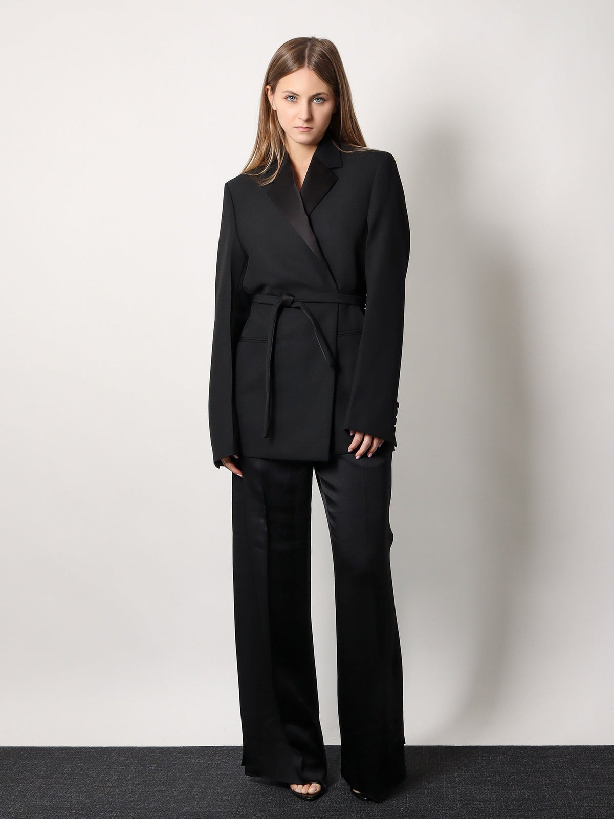 Toteme Viscose blend trouser with slits - Nero