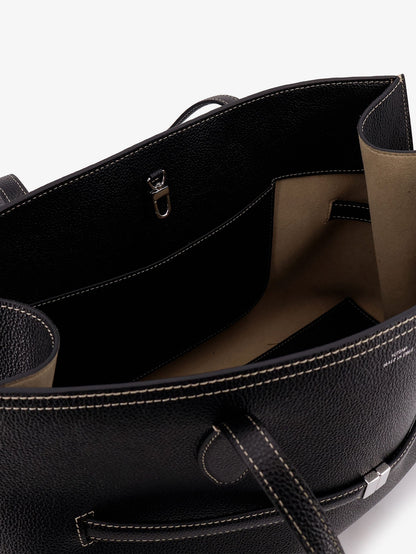 Toteme Leather shoulder bag with lettering logo on the front - Black