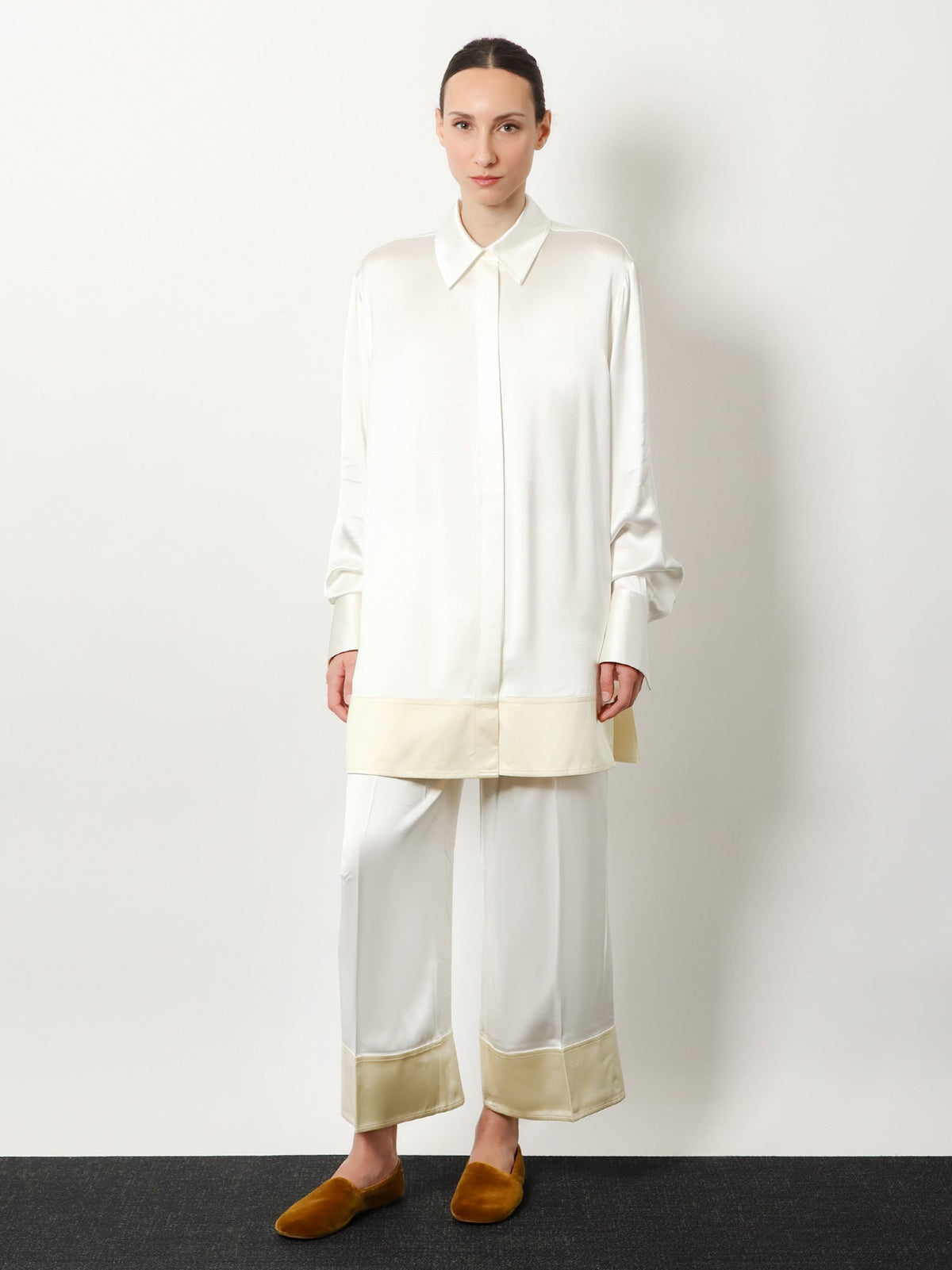 Toteme Viscose trousers - White