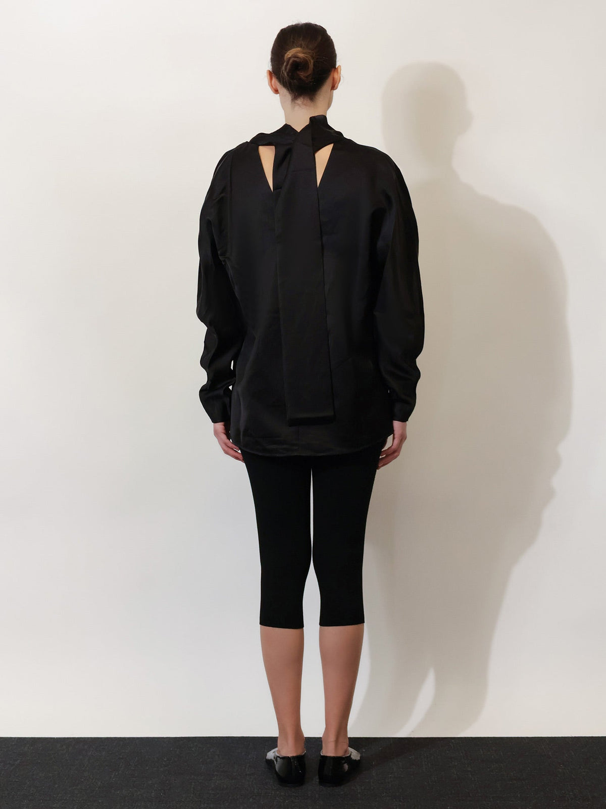 Toteme Cowl Neck viscose and linen shirt - Black