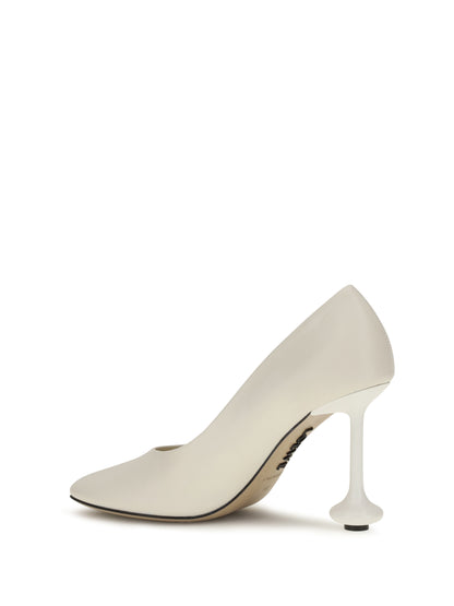 Loewe Toy goat leather Pumps - White