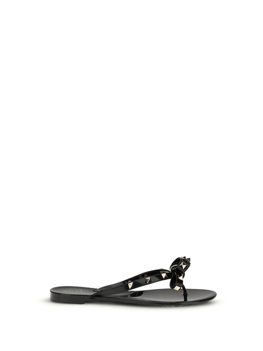 VALENTINO GARAVANI Rockstud flip-flop Sandals in PVC