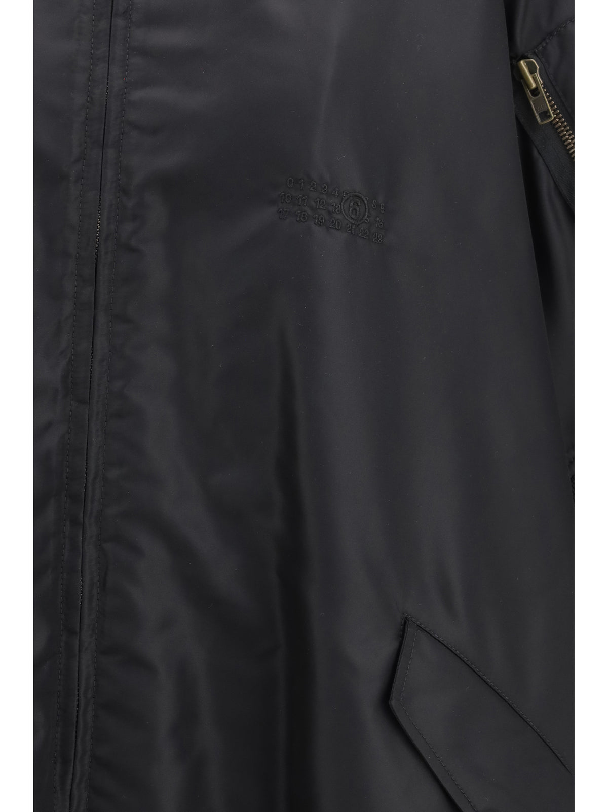 MM6 Maison Margiela Nylon Cape - Black