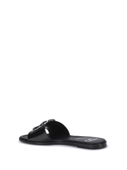 VALENTINO GARAVANI Patent leathe VLogo slide Sandals