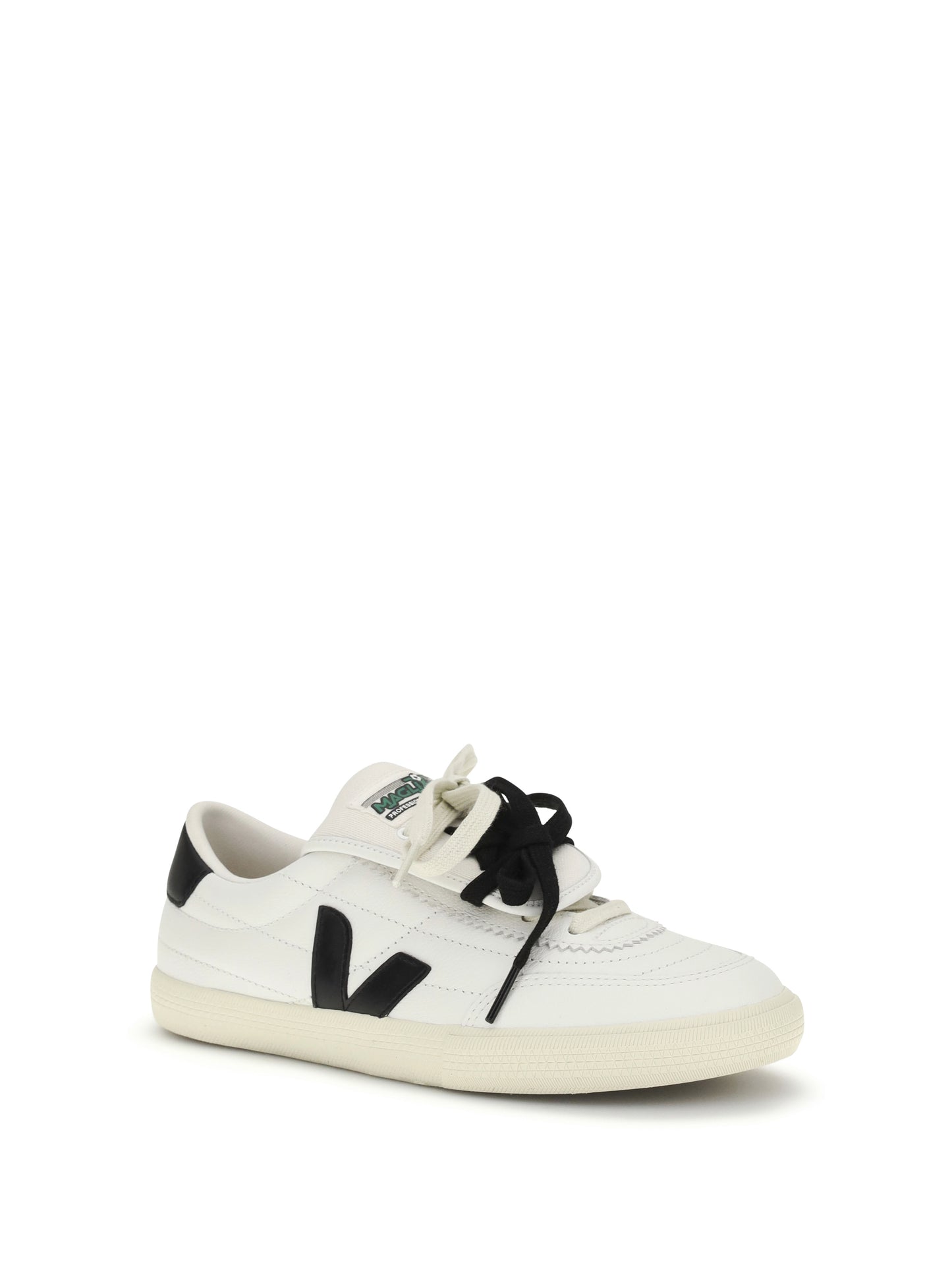 VEJA Panenka Sneakers