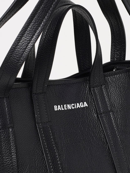 Balenciaga Handbag Woman Black
