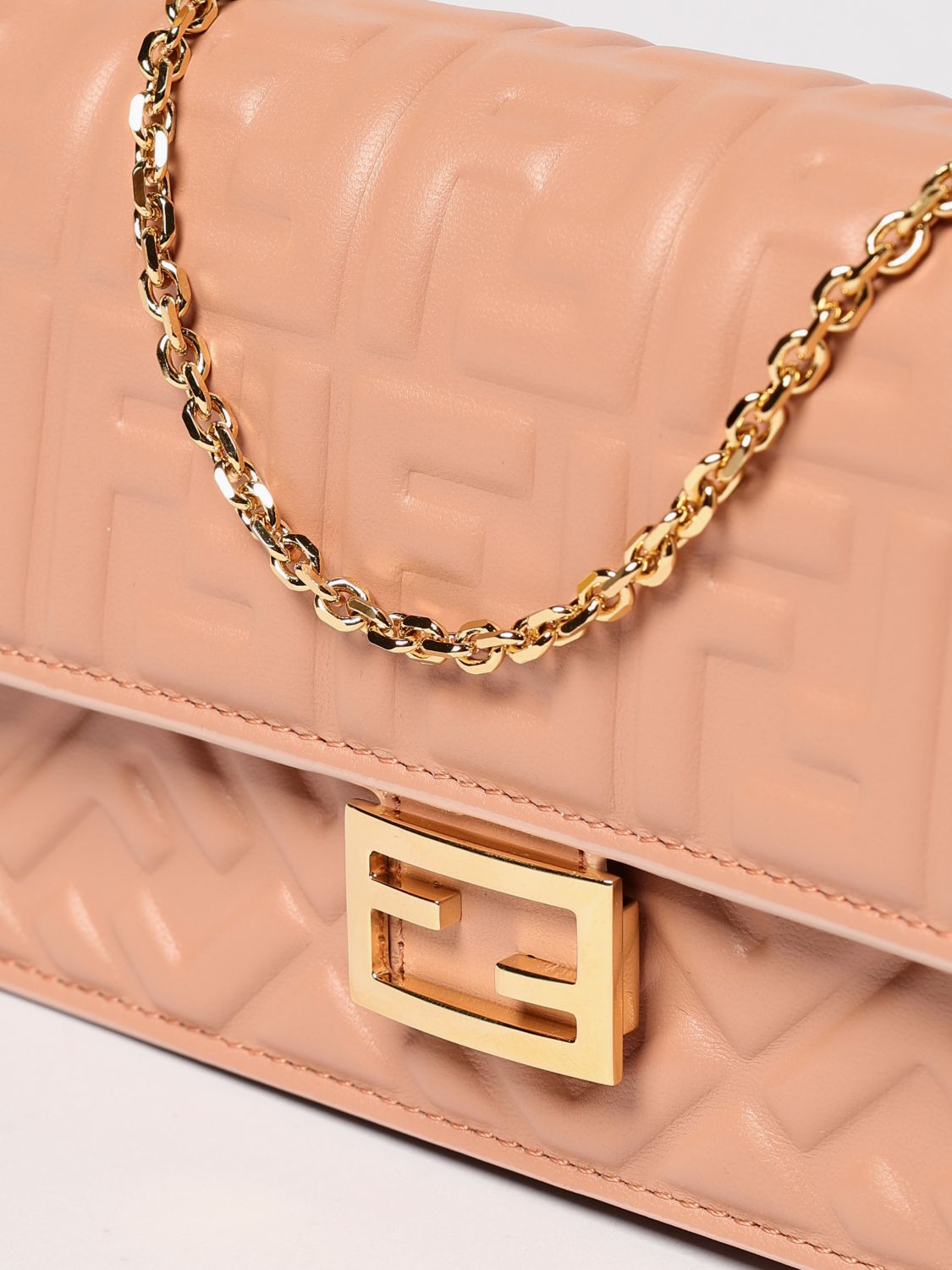 Fendi Shoulder Bag Woman Pink
