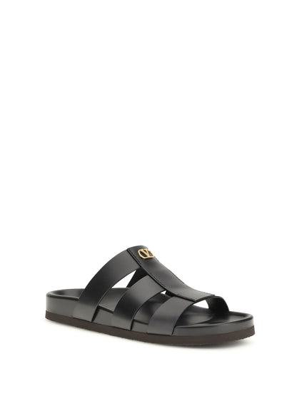 VALENTINO GARAVANI Studshield leather slide Sandals