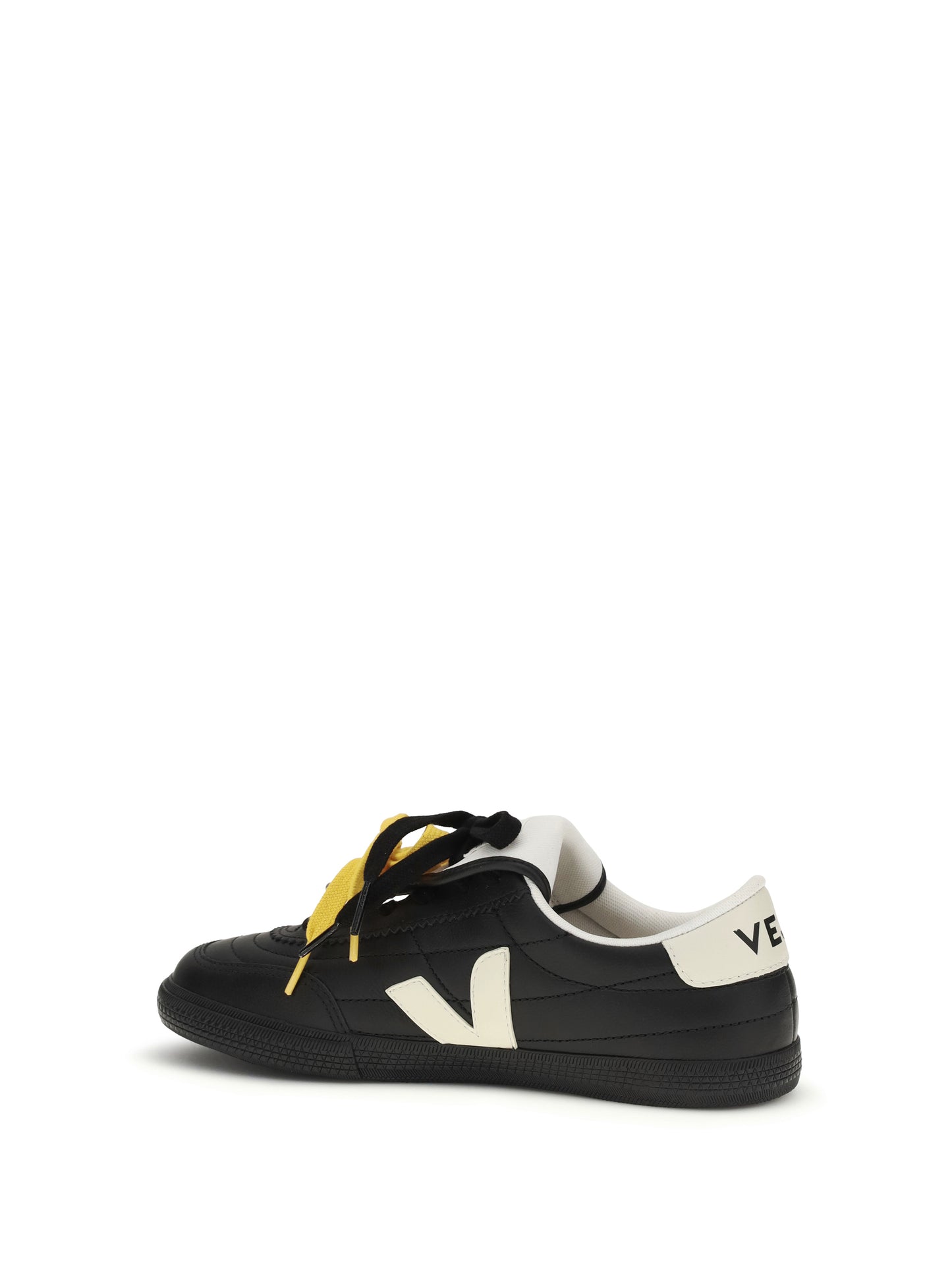 VEJA Panenka Sneakers