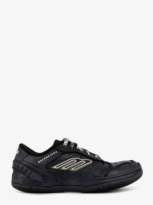 Balenciaga Hamptons Worn Out Low Top Leather Sneakers