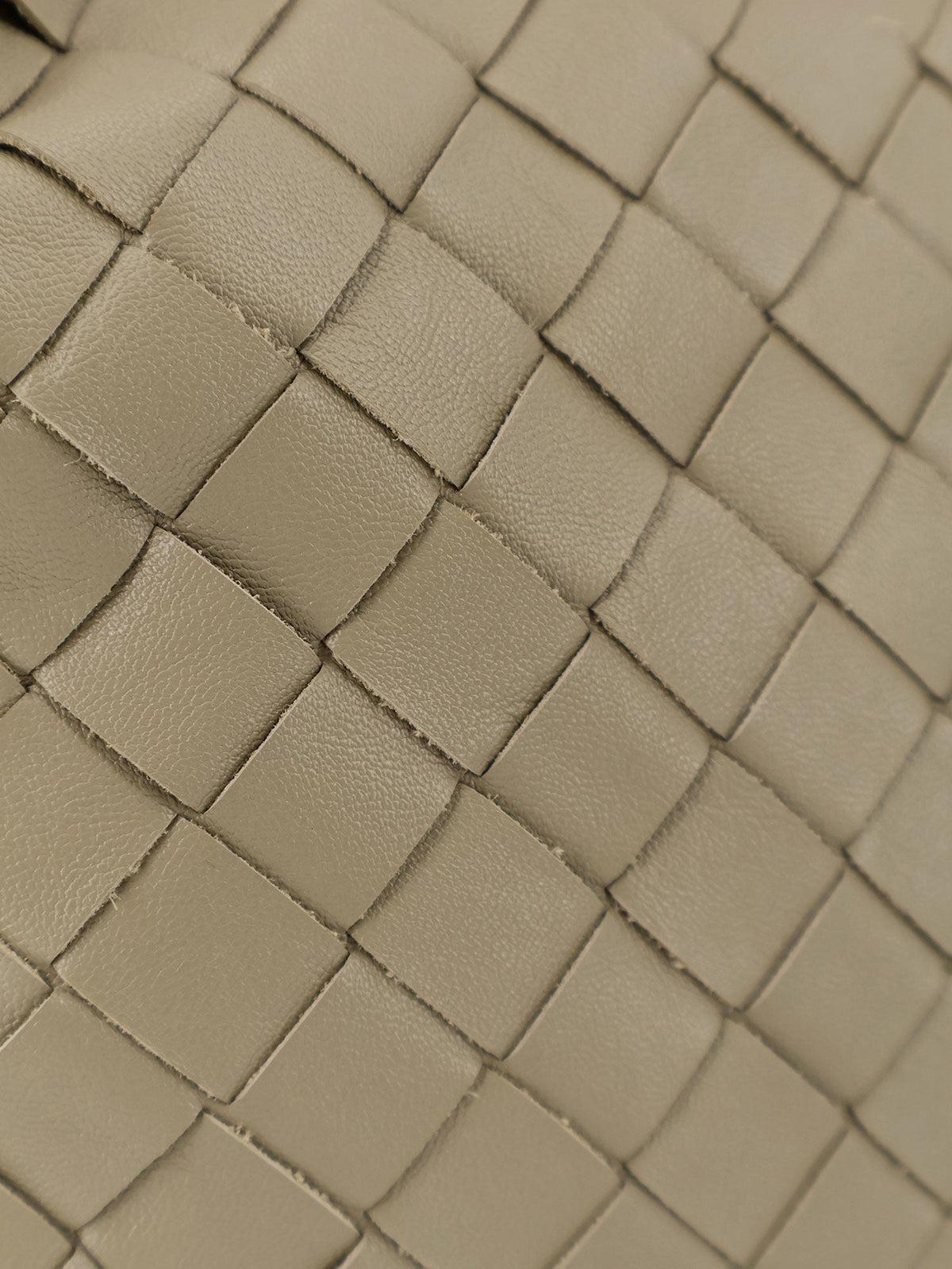 Bottega Veneta Mini Hop leather crossbody bag with Intrecciato pattern - Travertine