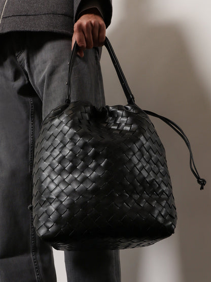 Bottega Veneta Bucket Intrecciato Biblioteca leather shoulder bag - Blacksilver