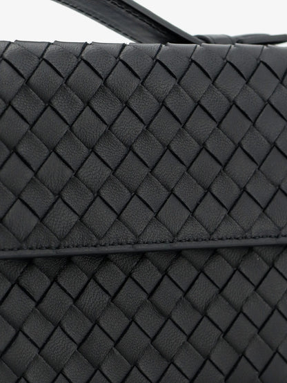 Bottega Veneta Leather Wallet With Intrecciato Pattern