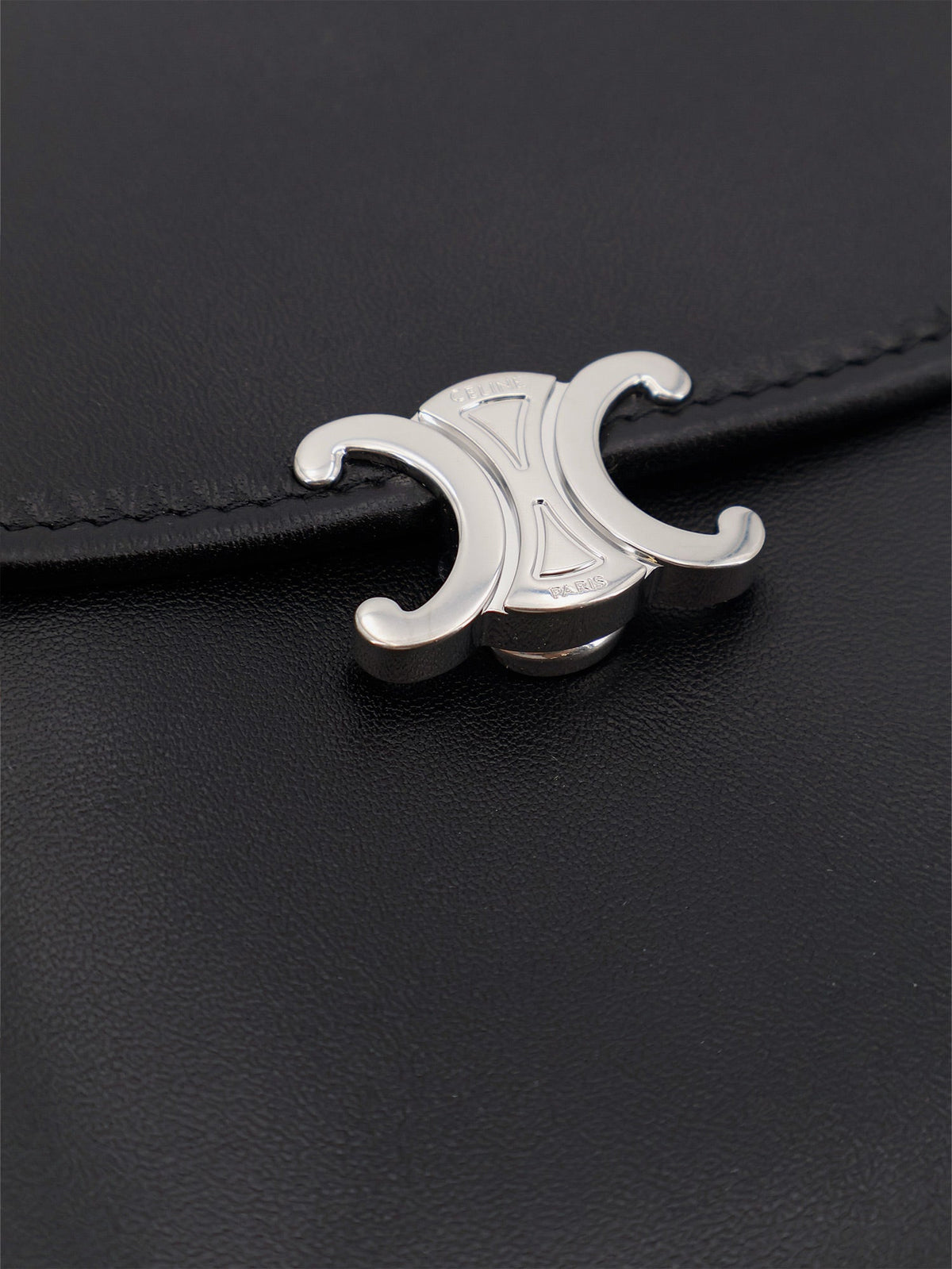 Celine Soft Triomphe leather shoulder bag - Black