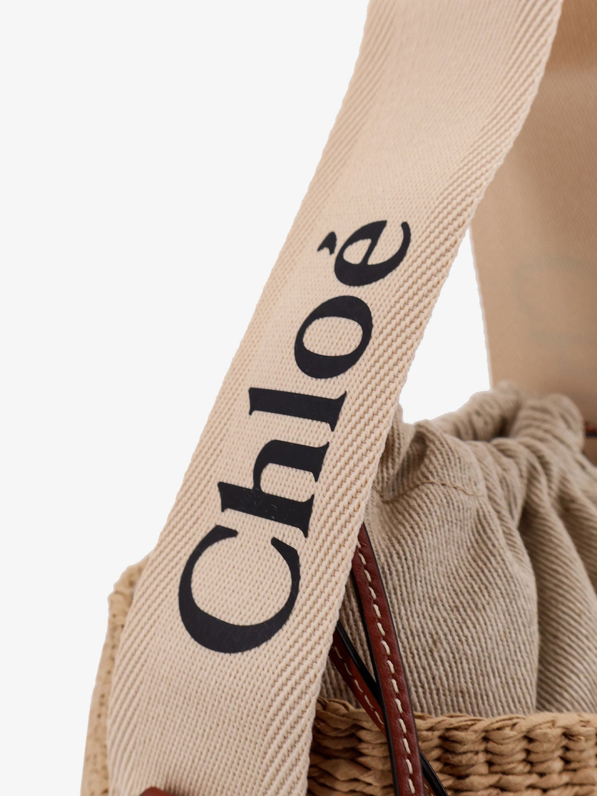 Chloe' Woody Raffia Bucket Bag - White